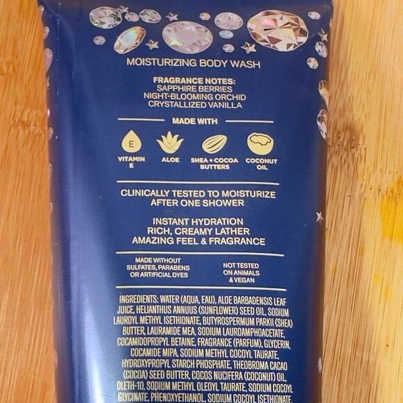 Moisturizing Bath and Body Wash - Picture 5 of 12